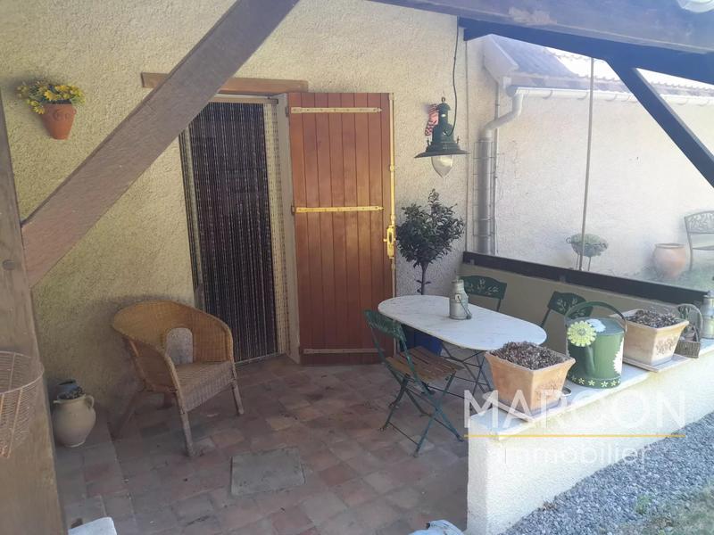 Propriété - 184 m² - 6 pièces