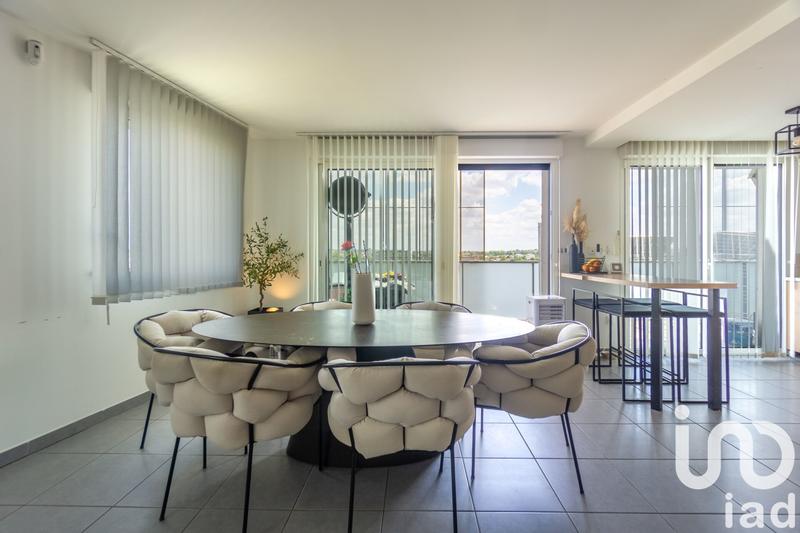 Appartement - 118 m² - 6 pièces