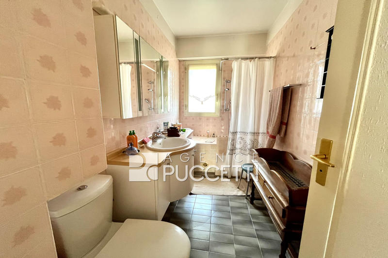 Appartement - 107 m² - 4 pièces