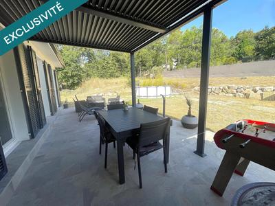 Maison - 95 m² - 4 pièces