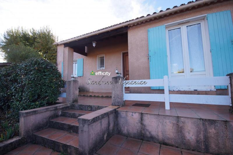 Maison - 88 m² - 5 pièces