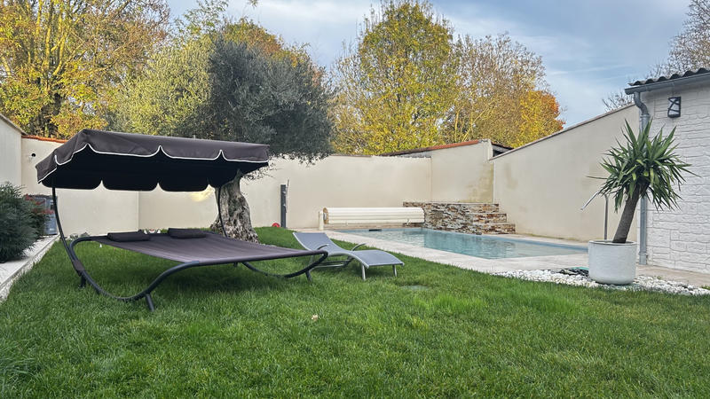 Maison - 217 m² - 6 pièces