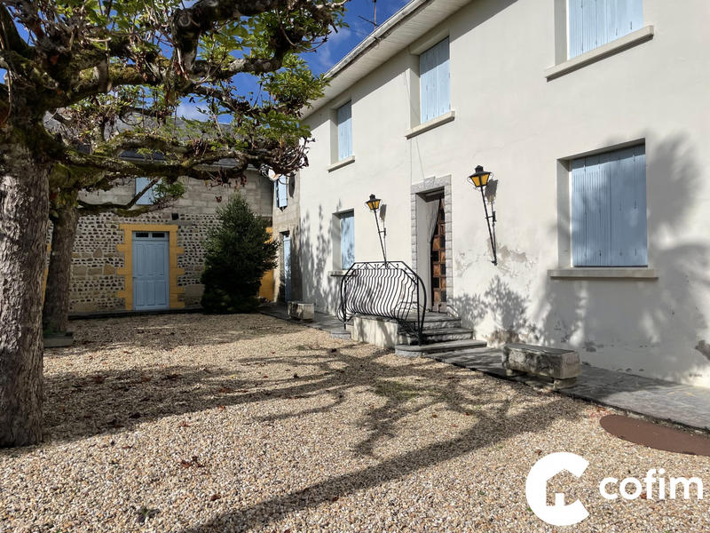 Maison - 137 m² - 5 pièces