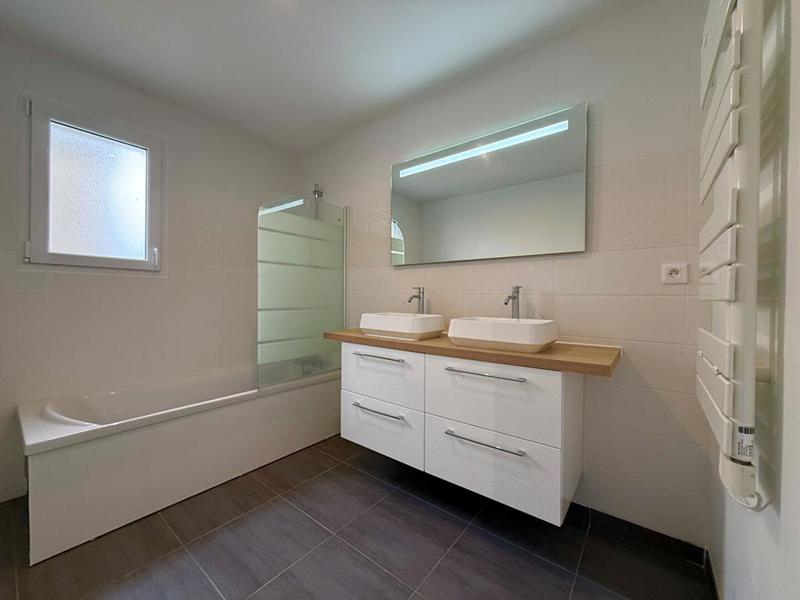 Maison - 128 m² - 6 pièces