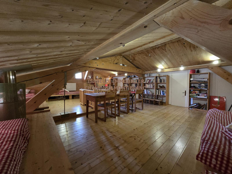 Châlet - 188 m² - 7 pièces