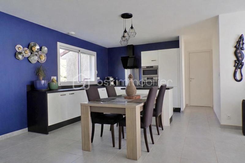 Villa - 96 m² - 4 pièces