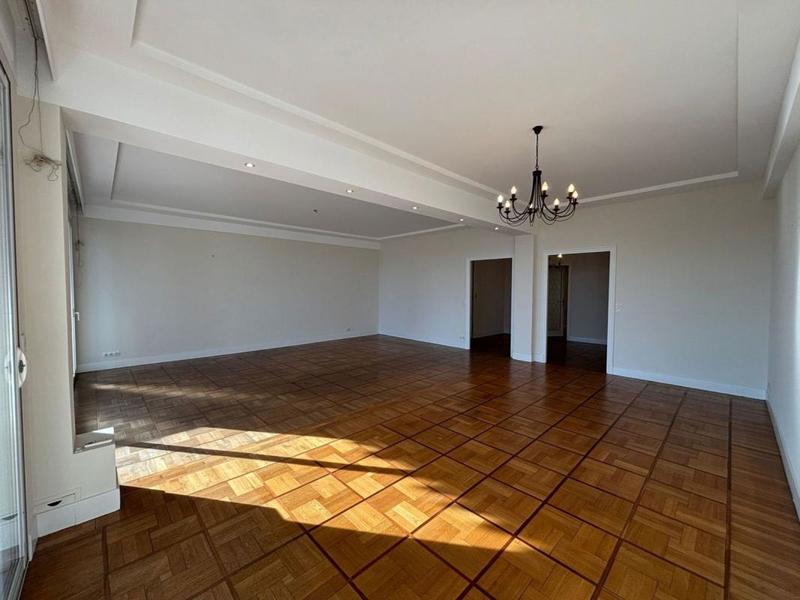 Appartement - 148 m² - 3 pièces