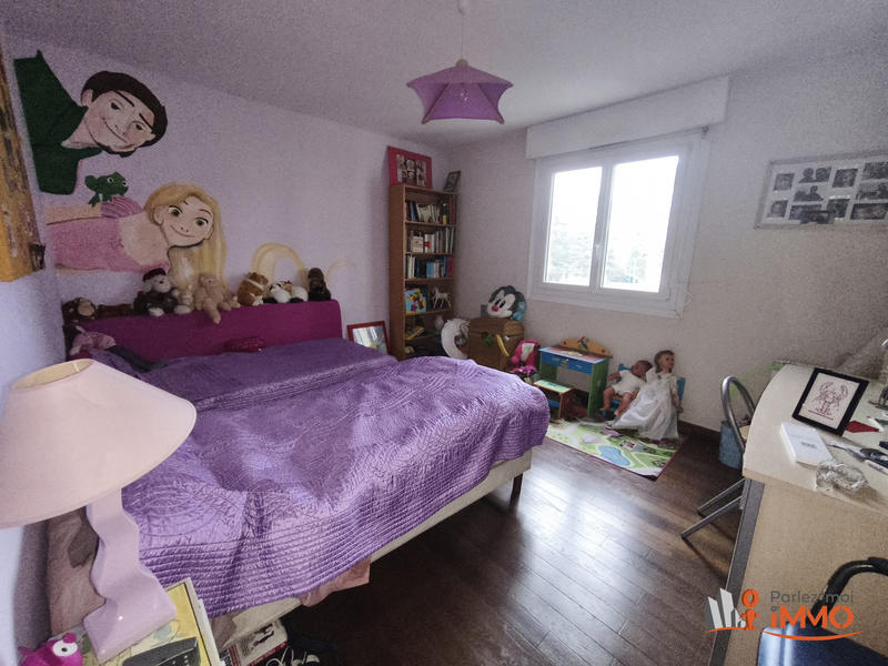 Appartement - 153 m² - 6 pièces