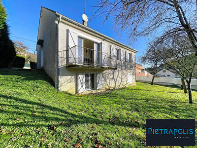 Maison - 83 m² - 4 pièces