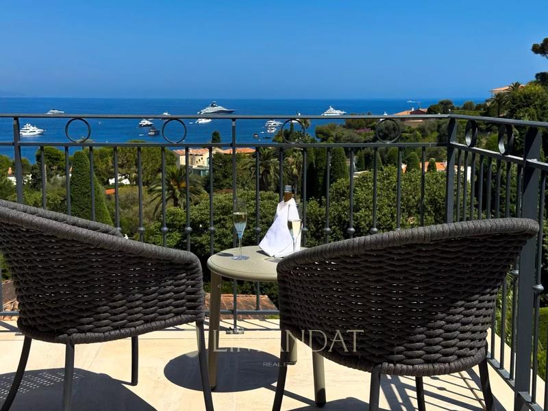 Maison - 190 m² - 5 pièces