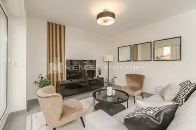 Villa sur toit - 79 m² - 4 pièces