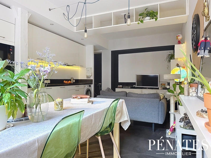 Appartement - 80 m² - 4 pièces