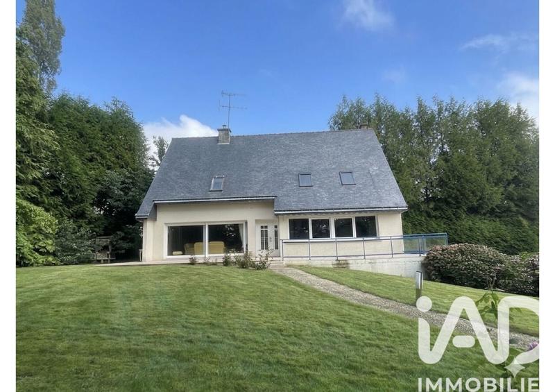 Maison - 183 m² - 6 pièces