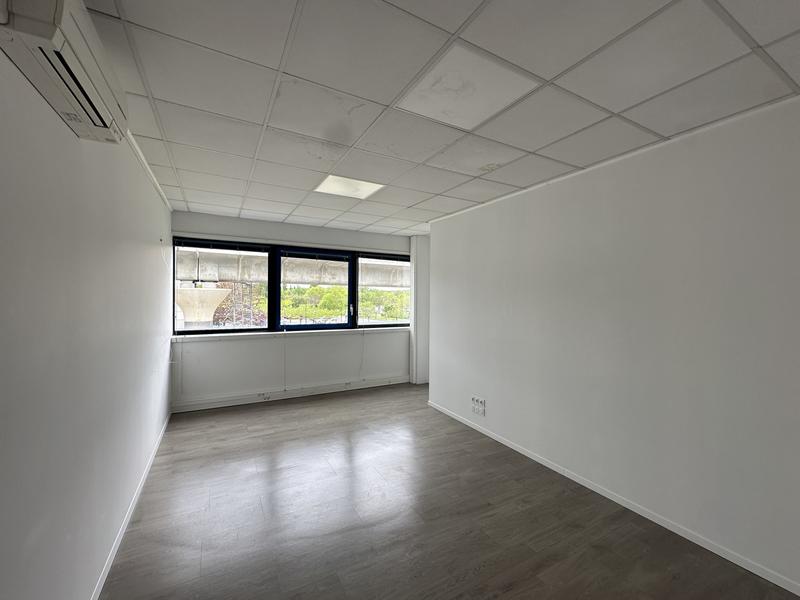 Bureau - 135 m²