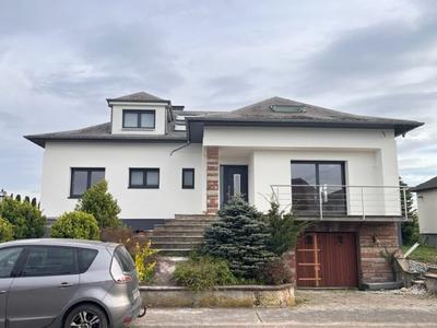 Maison - 166 m² - 5 pièces