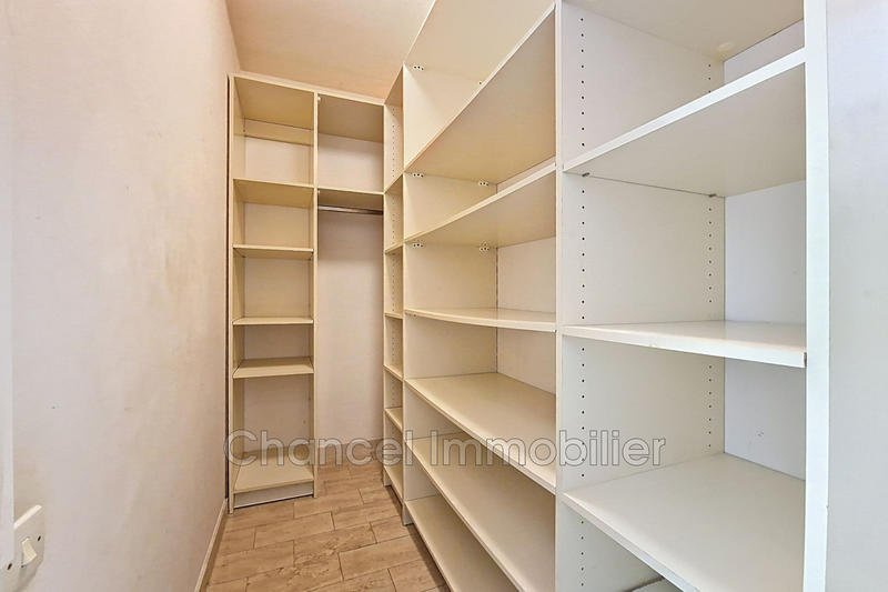 Appartement - 76 m² - 4 pièces