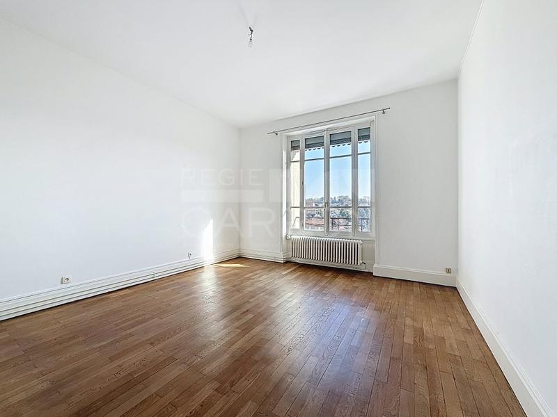 Appartement - 74 m² - 3 pièces