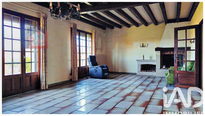 Maison - 198 m² - 8 pièces