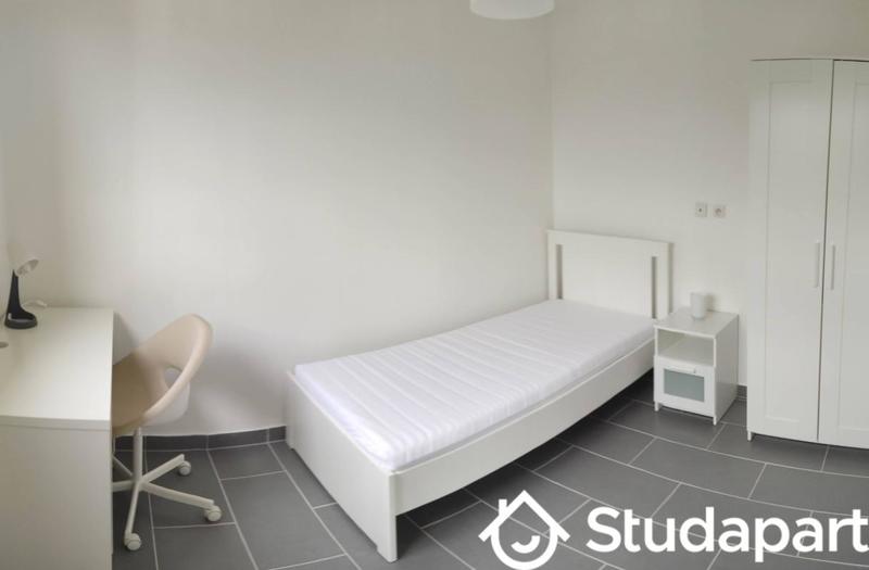 Chambre - 9 m² - 1 pièce