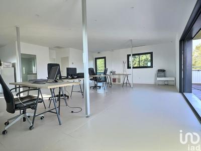 Bureau - 81 m²
