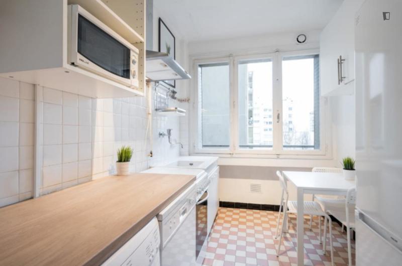 Chambre - 11 m² - 4 pièces