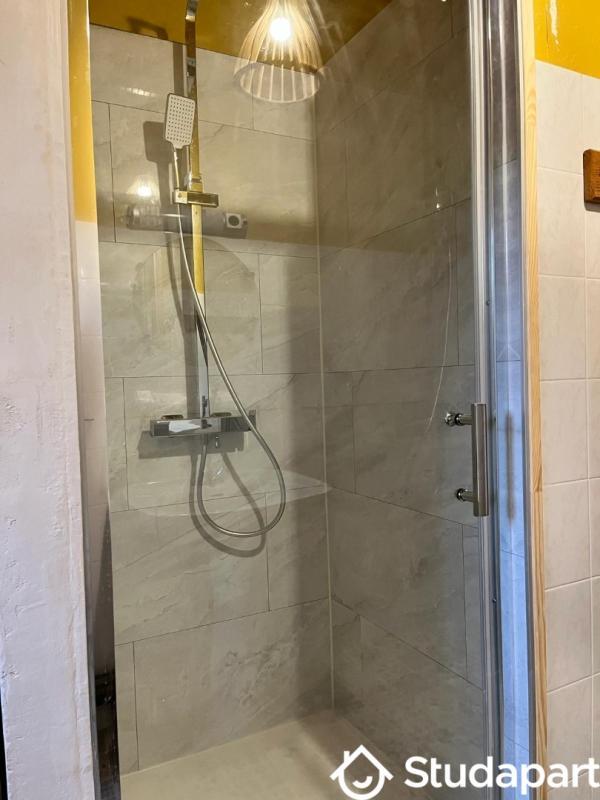 Chambre - 14 m² - 1 pièce