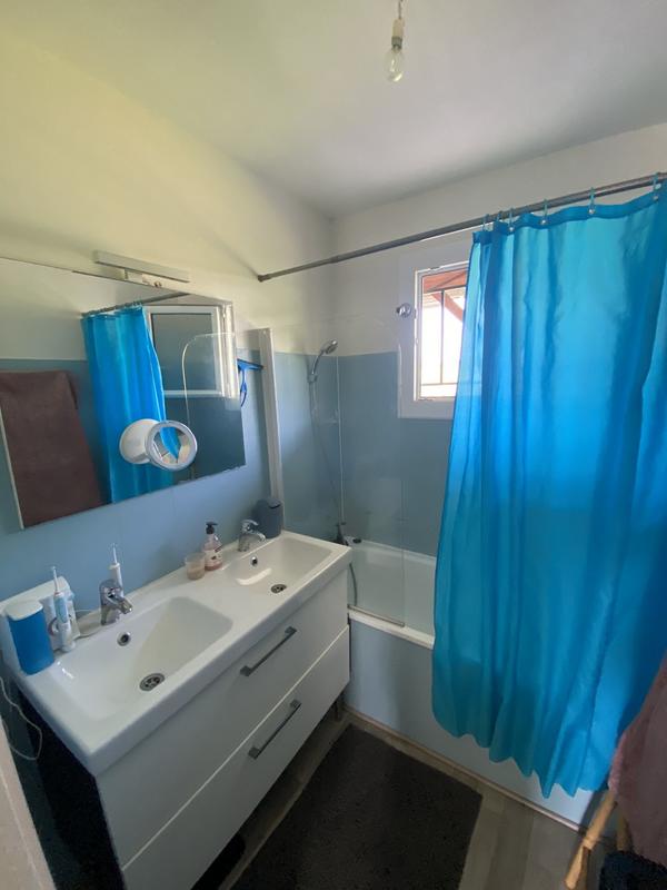 Maison traditionnelle - 88 m² - 4 pièces