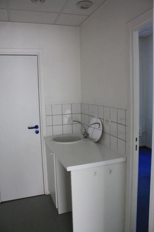 Local commercial - 73 m² - 4 pièces