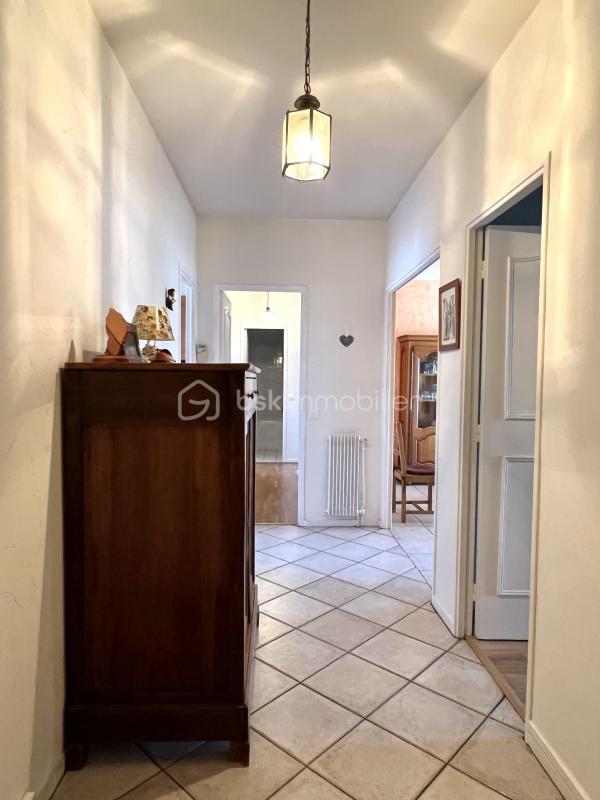 Appartement - 104 m² - 5 pièces