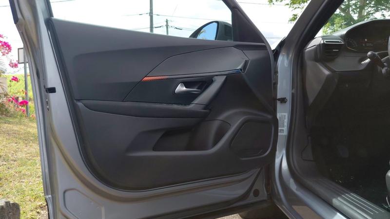 Peugeot 2008 1.2 PureTech 100 Active Pack - Entretien constructeur