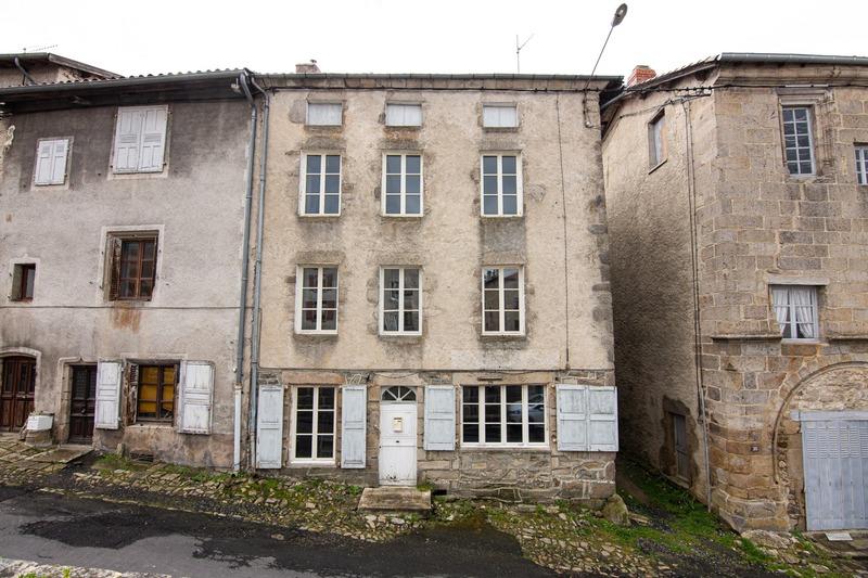 Maison - 210 m² - 8 pièces