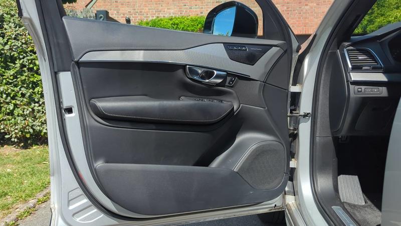 Volvo Xc90 II 2.0 T8 390 Awd Geartronic 8 R-Design - 7 places Toit ouvrant