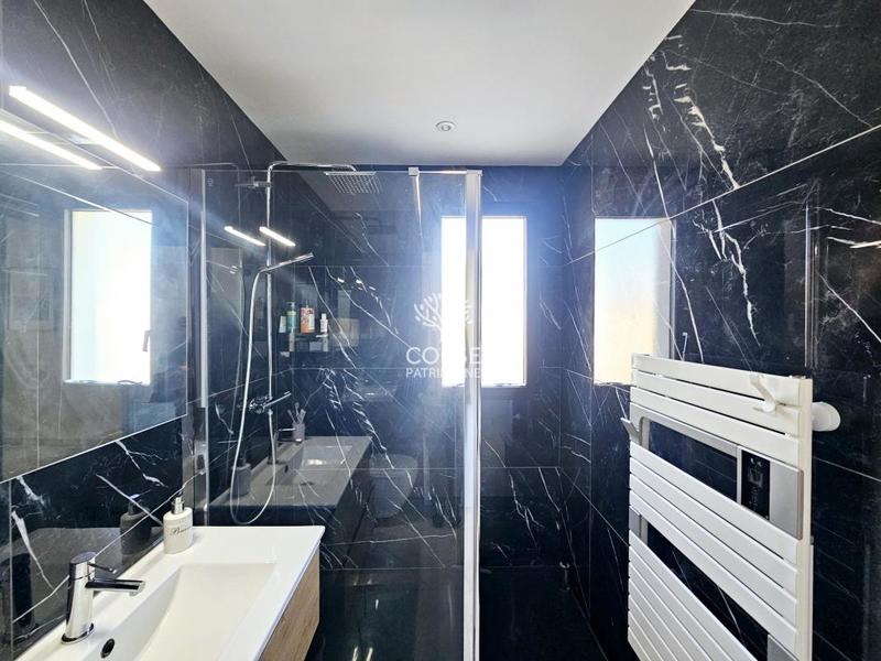 Villa - 136 m² - 5 pièces