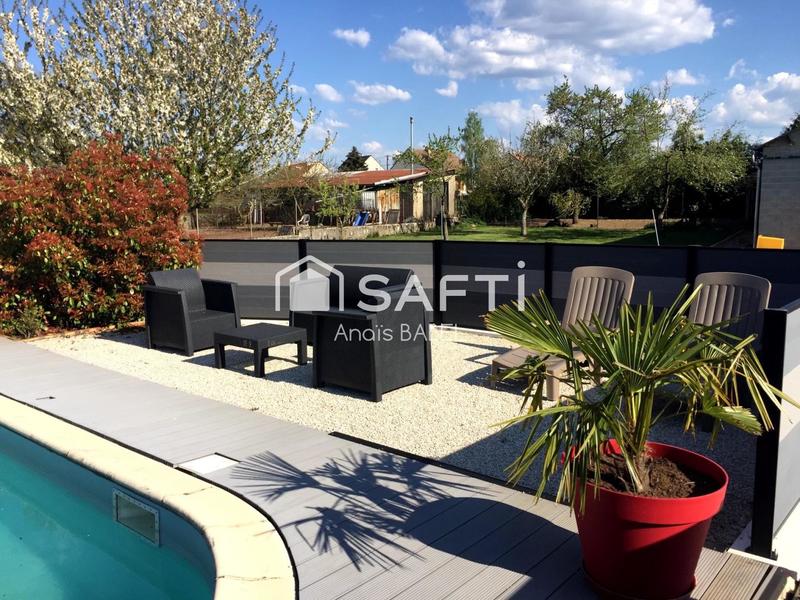 Maison - 207 m² - 9 pièces