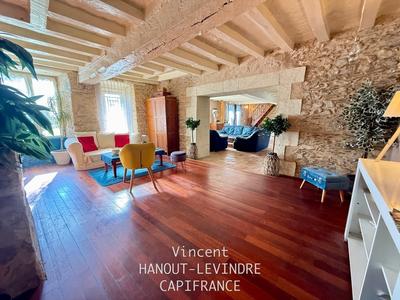 Maison - 259 m² - 12 pièces