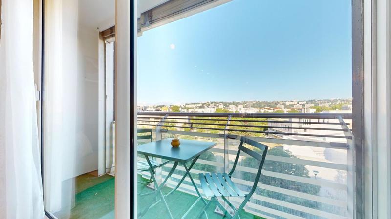 Appartement - 81 m² - 5 pièces