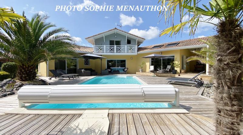 Maison d'architecte - 200 m² - 7 pièces