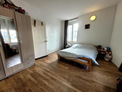 Appartement - 74 m² - 2 pièces