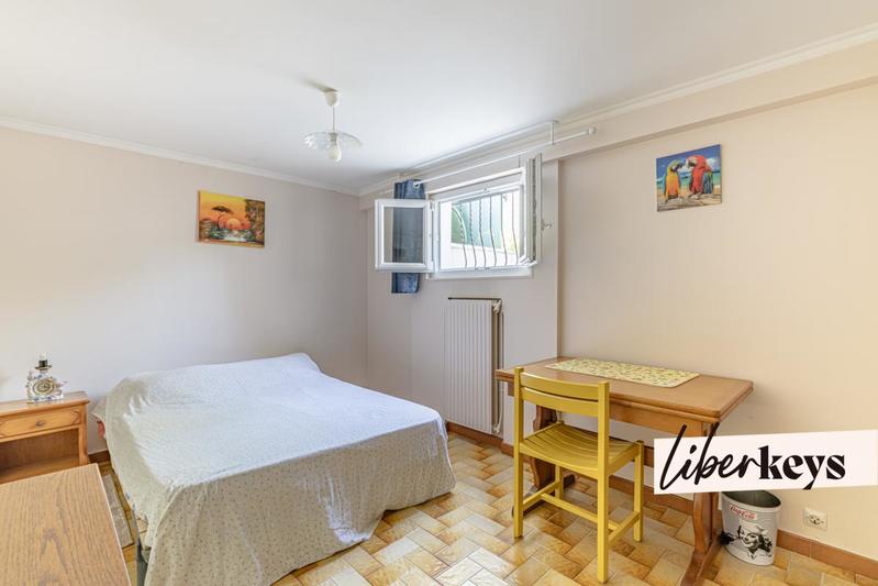 Maison - 94 m² - 5 pièces