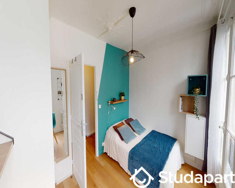 Chambre - 70 m² - 1 pièce