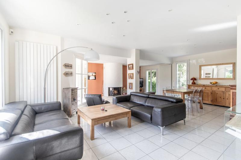 Maison contemporaine - 140 m² - 7 pièces