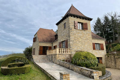 Maison - 144 m² - 7 pièces