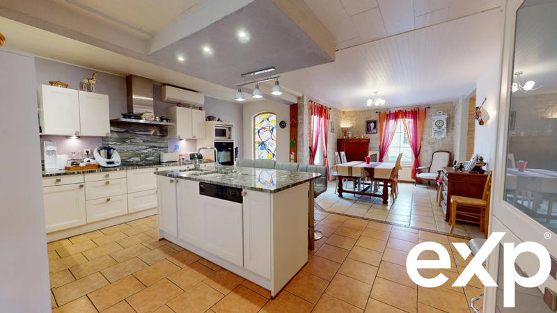 Maison - 131 m² - 7 pièces