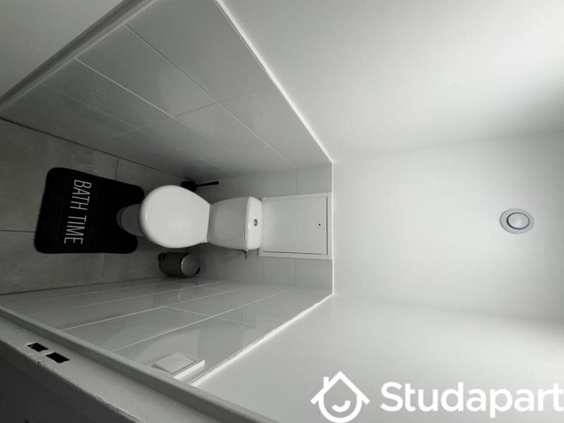 Chambre - 12 m² - 1 pièce