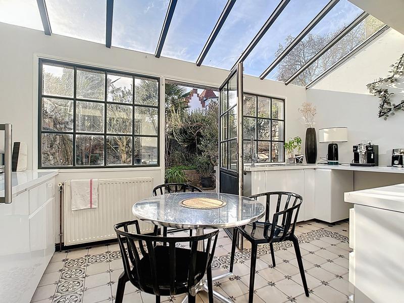 Maison - 143 m² - 6 pièces