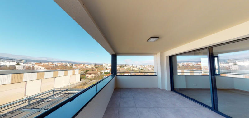 Appartement - 94 m² - 4 pièces