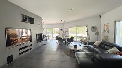 Maison d'architecte - 247 m² - 9 pièces