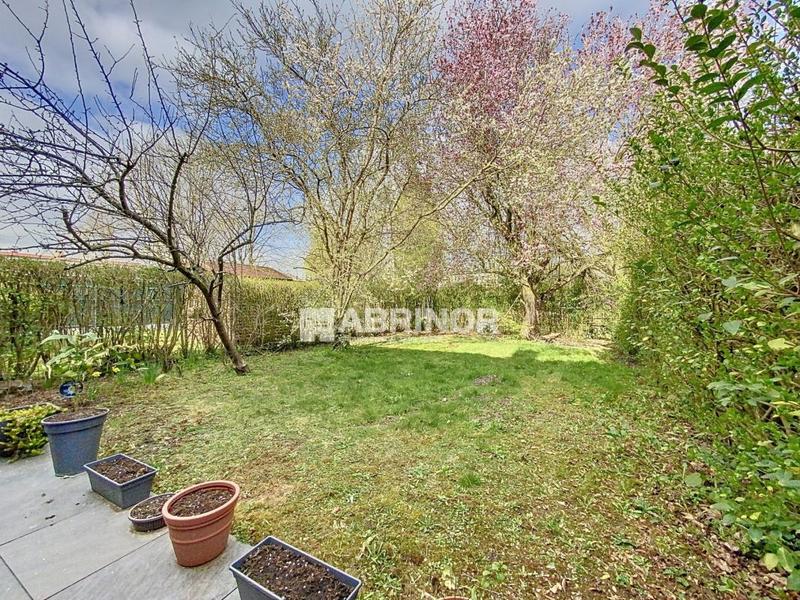 Maison - 92 m² - 4 pièces