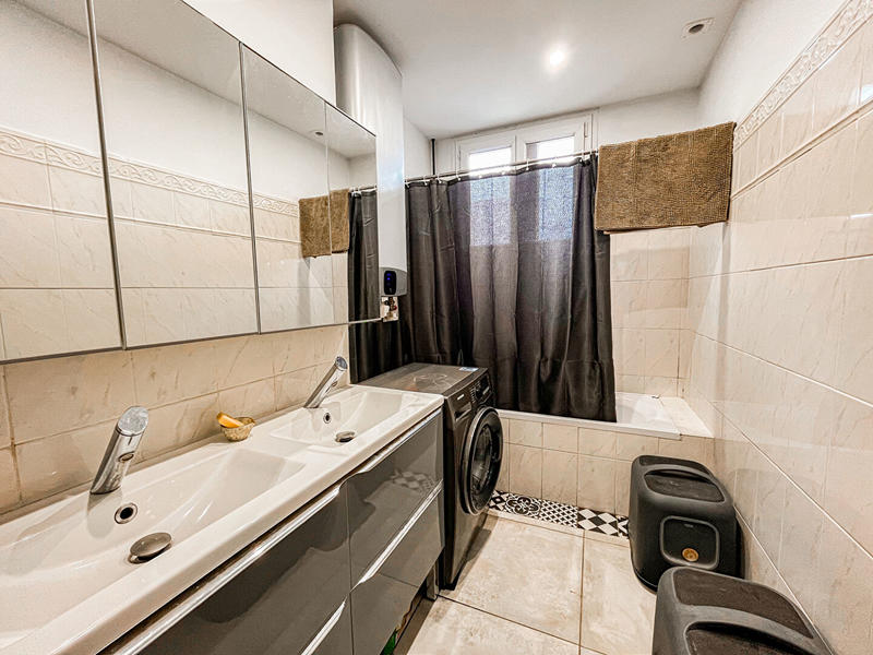 Appartement - 84 m² - 4 pièces