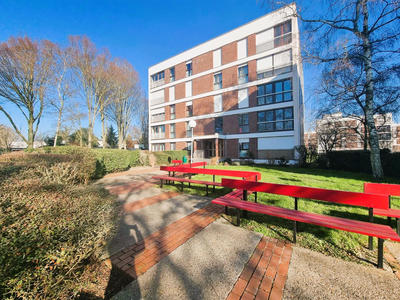 Appartement - 85 m² - 4 pièces